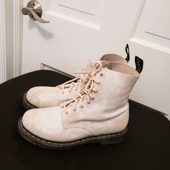 EUC Dr. Martens 1460 Pascal Pink Tie Dye Boots Size 10, Stylish, Chic - Picture 11 of 15